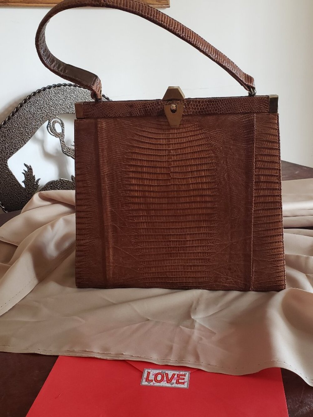 VINTAGE BELLESTONE BAGS INC. CLASSIC LIZARD SKIN DRESS PURSE